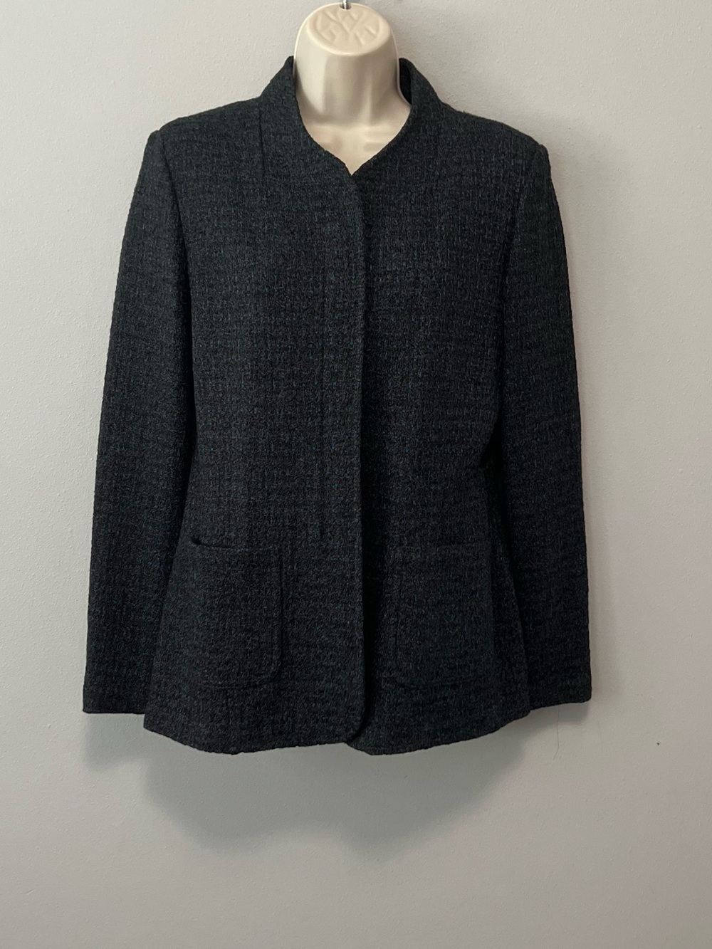 St. John Full Zip Tweed Gray/Blue Jacket Size 8